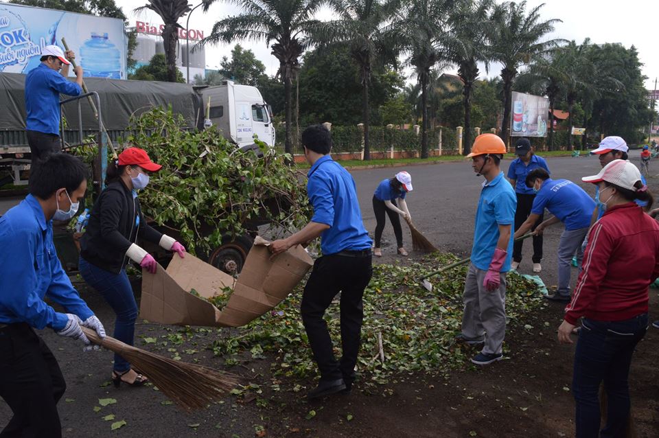 BIA SÀI GÒN – MIỀN TRUNG RA QUÂN NGÀY MÔI TRƯỜNG CÔNG TY